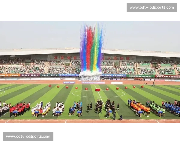 喀什杯青少年足球发展交流会:丝路青训新起点 喀什杯青少年足球发展交流会:丝路青训新起点