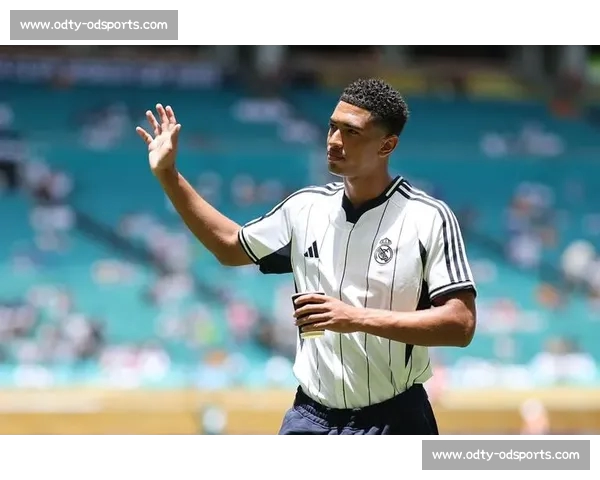 贝林厄姆兄弟号码传承！乔布 77 号接棒裘德 22 号征战世俱杯